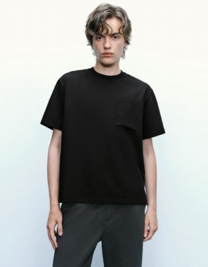 Black Urban Revivo Crew Neck A-Line Men's T-Shirts | 62943UDPC