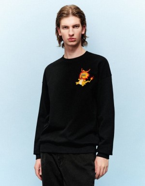 Black Urban Revivo Dragon Embossed Crew Neck Men's Sweatshirts | 76451DAIW