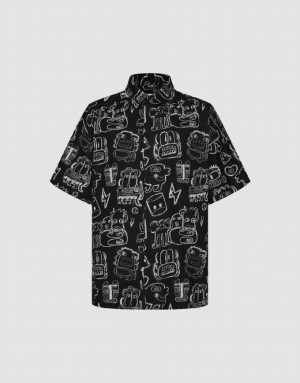 Black Urban Revivo Graffiti Printed Oversized Men's Shirts | 41802JGBQ