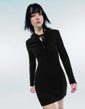 Black Urban Revivo O-Ring Hooded Skinny Women's Dress | 24073JBAE