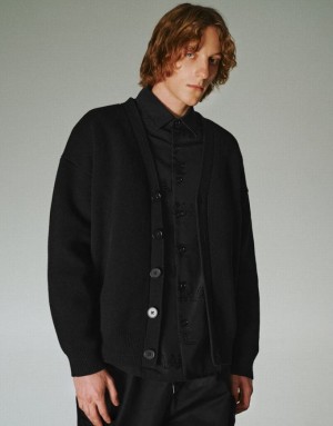 Black Urban Revivo V-Neck Knitted Men's Cardigan | 02961MTDE