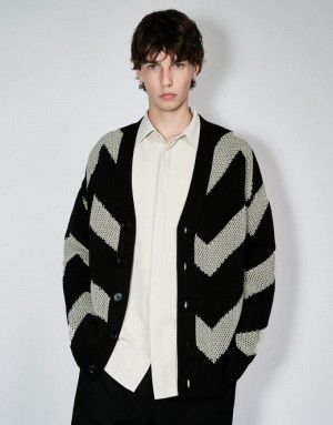 Black Urban Revivo V-Neck Knitted Men's Cardigan | 13675LMWR