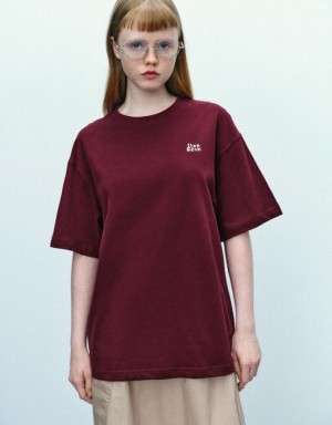 Burgundy Urban Revivo Letter Printed Loose Women's T-Shirts | 15432APQY