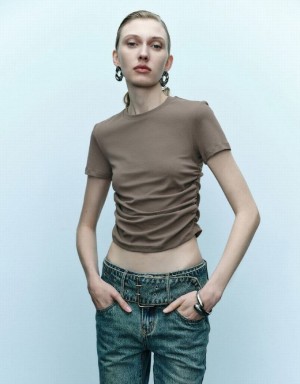 Dark Brown Urban Revivo Crew Neck Skinny Women's T-Shirts | 27860VSNQ