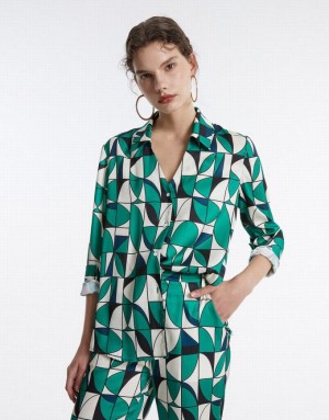 Green Urban Revivo Geometric Print Women's Shirts | 29405DPBX