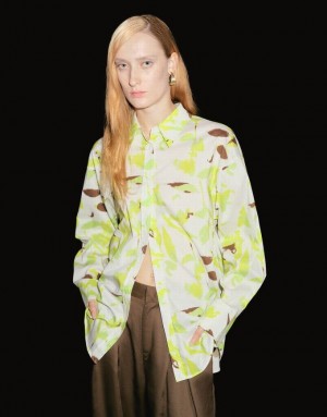 Green Urban Revivo Leaf Print Button Up Women's Shirts | 61397PFDC