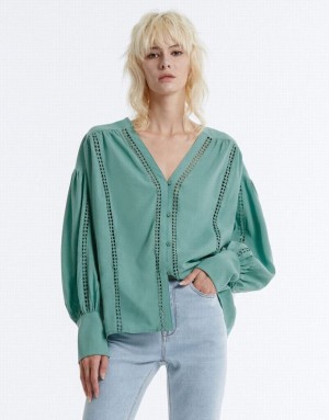 Green Urban Revivo Pointelle Buttoned Women's Shirts | 82170ATPU