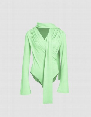 Green Urban Revivo Ruched Bow Neck Skinny Women's T-Shirts | 30564GRVL