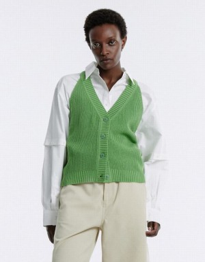 Green Urban Revivo V Neck Knit Women's Cardigan | 23697CHKB