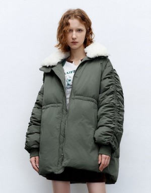 Green Urban Revivo Zipper Front With Furry Collar Women's Down Jackets | 89072UKFJ