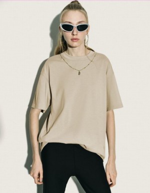 Khaki Urban Revivo Regular With Necklace Women's T-Shirts | 45187HQKL