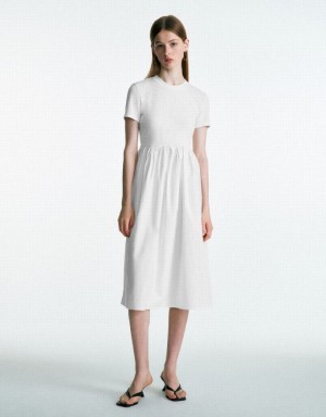 White Urban Revivo Crew Neck Straight Women's Dress | 40738XSCU