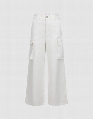 White Urban Revivo Multi-Pocket Straight Women's Pants | 16540ZKCE