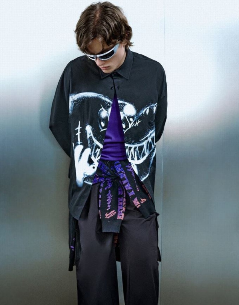 Black Urban Revivo Cartoon Printed Oversized Men's Shirts | 97250LQKN