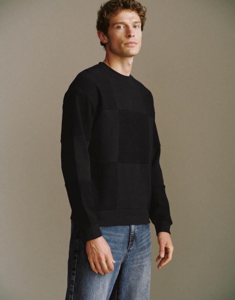 Black Urban Revivo Crew Neck Men's Sweatshirts | 82467WHKL