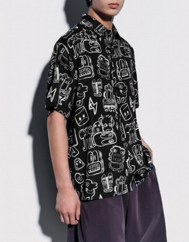 Black Urban Revivo Graffiti Printed Oversized Men's Shirts | 41802JGBQ