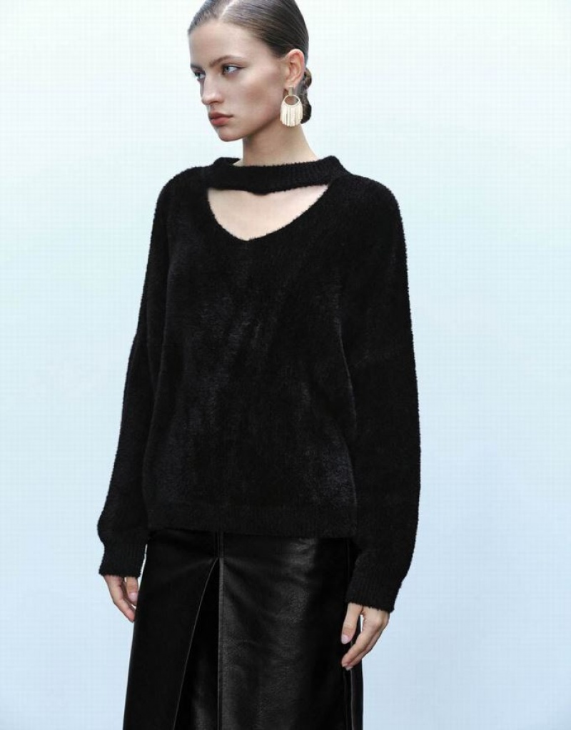 Black Urban Revivo Keyhole Neck Furry Knitted Women's Cardigan | 38651WELT