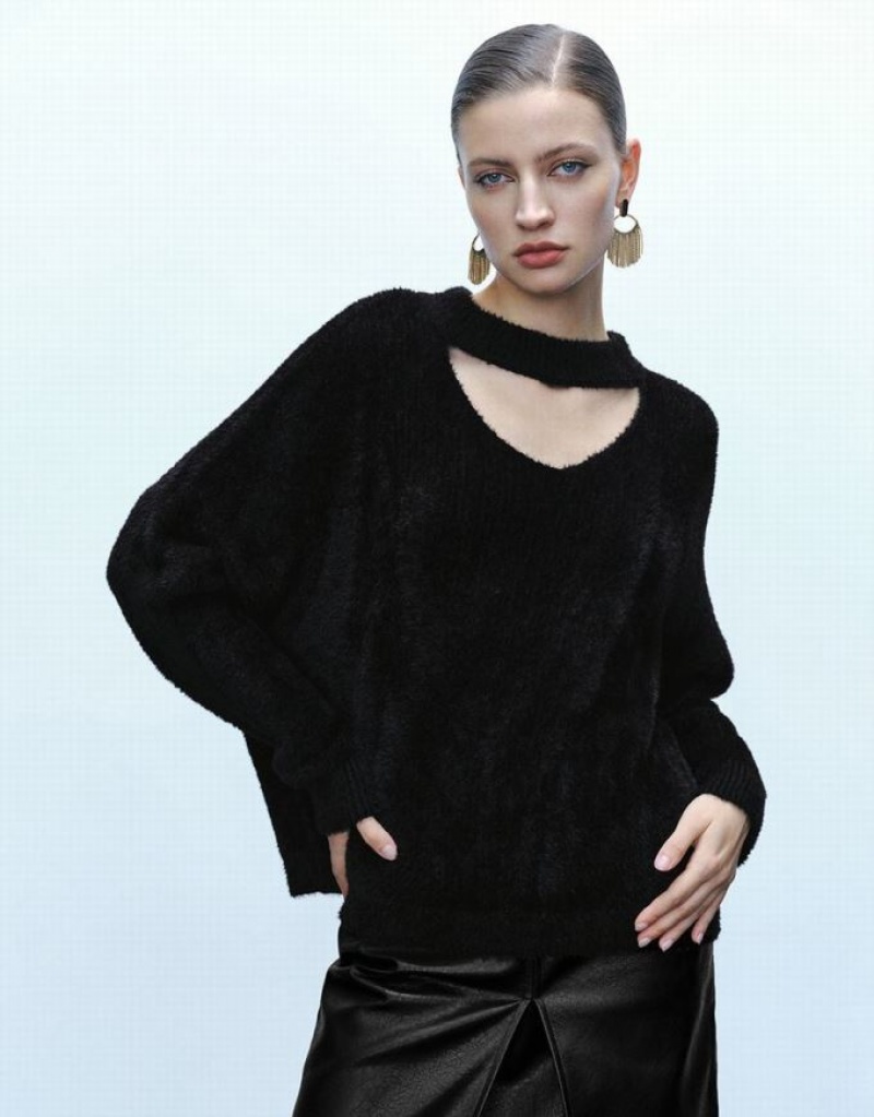 Black Urban Revivo Keyhole Neck Knitted Women\'s Cardigan | 46029FBAD