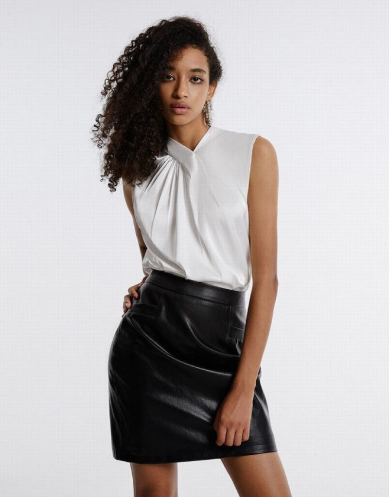 Black Urban Revivo Slit Hem Faux Leather Women's Skirts | 42753NGCI