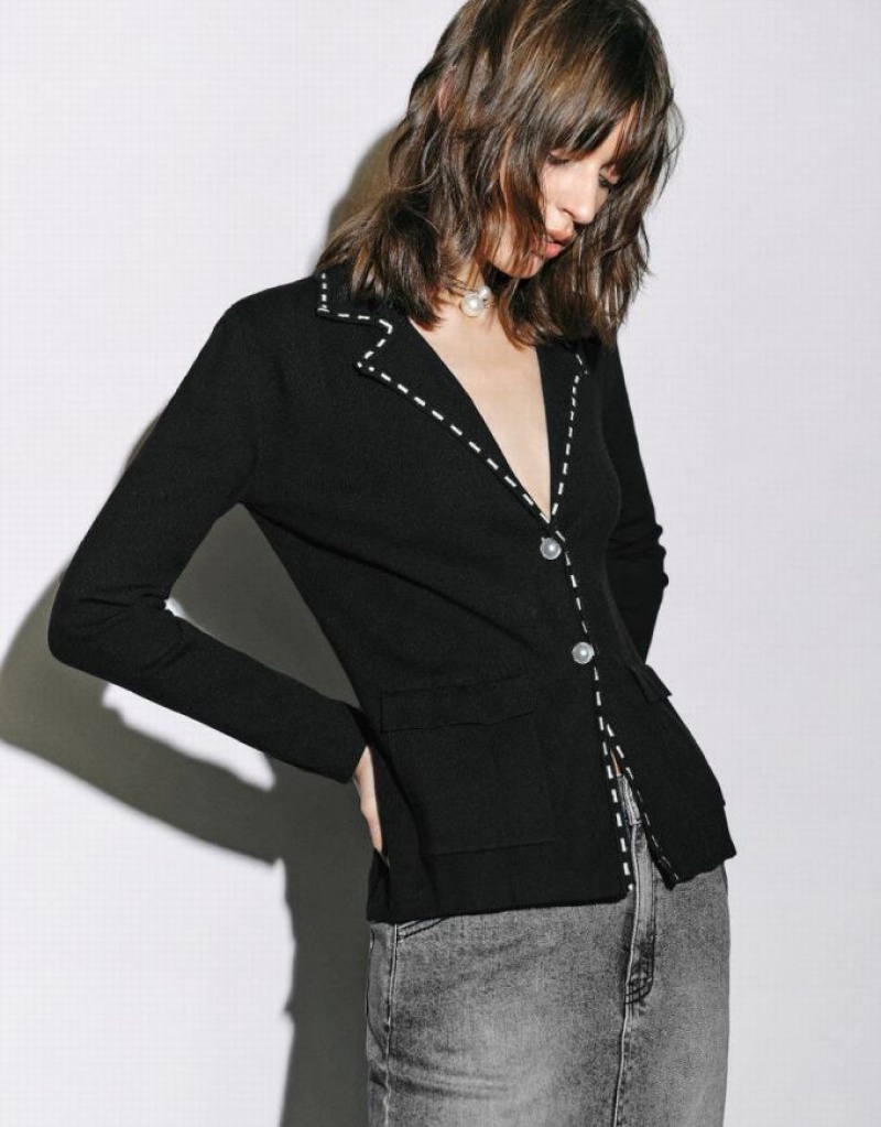 Black Urban Revivo V-Neck Knitted Women's Cardigan | 81475XNLO