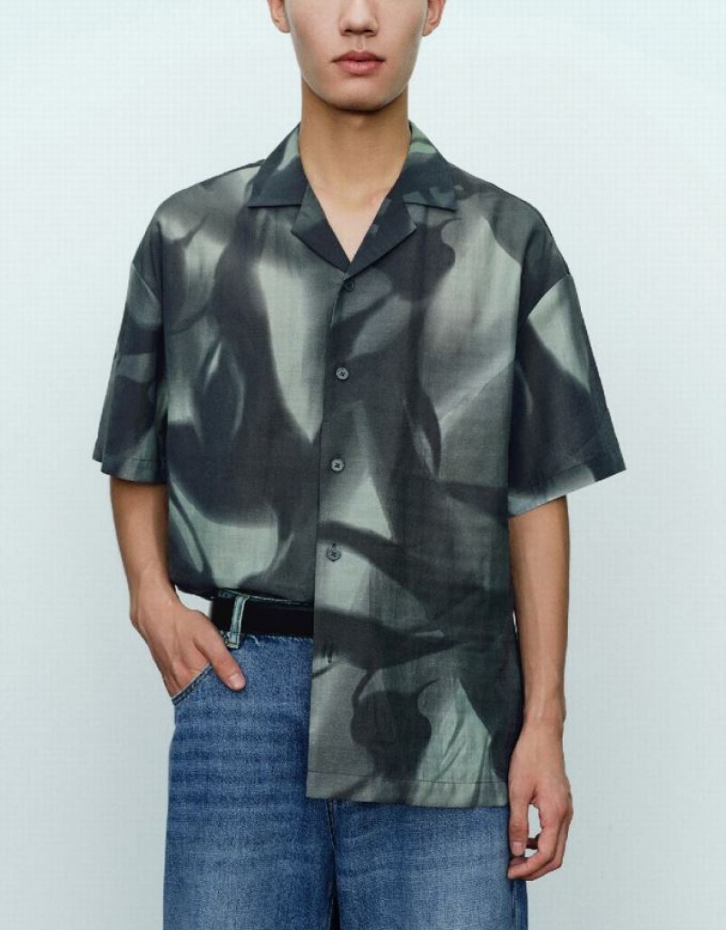 Blue Urban Revivo Straight Loose Men's Shirts | 31602XTWU