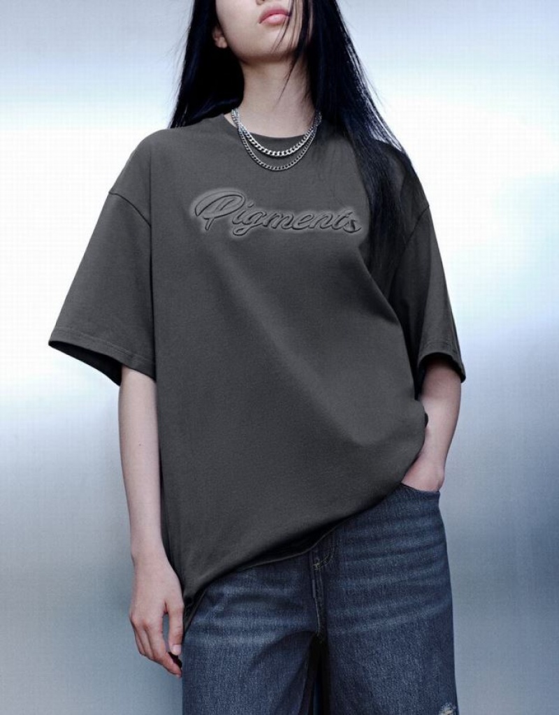 Dark Grey Urban Revivo Letter Embossed Crew Neck Loose Women's T-Shirts | 96725WZSD