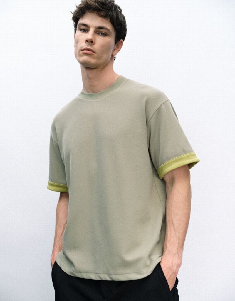 Green Urban Revivo Crew Neck Knitted Men\'s T-Shirts | 51268TRSU