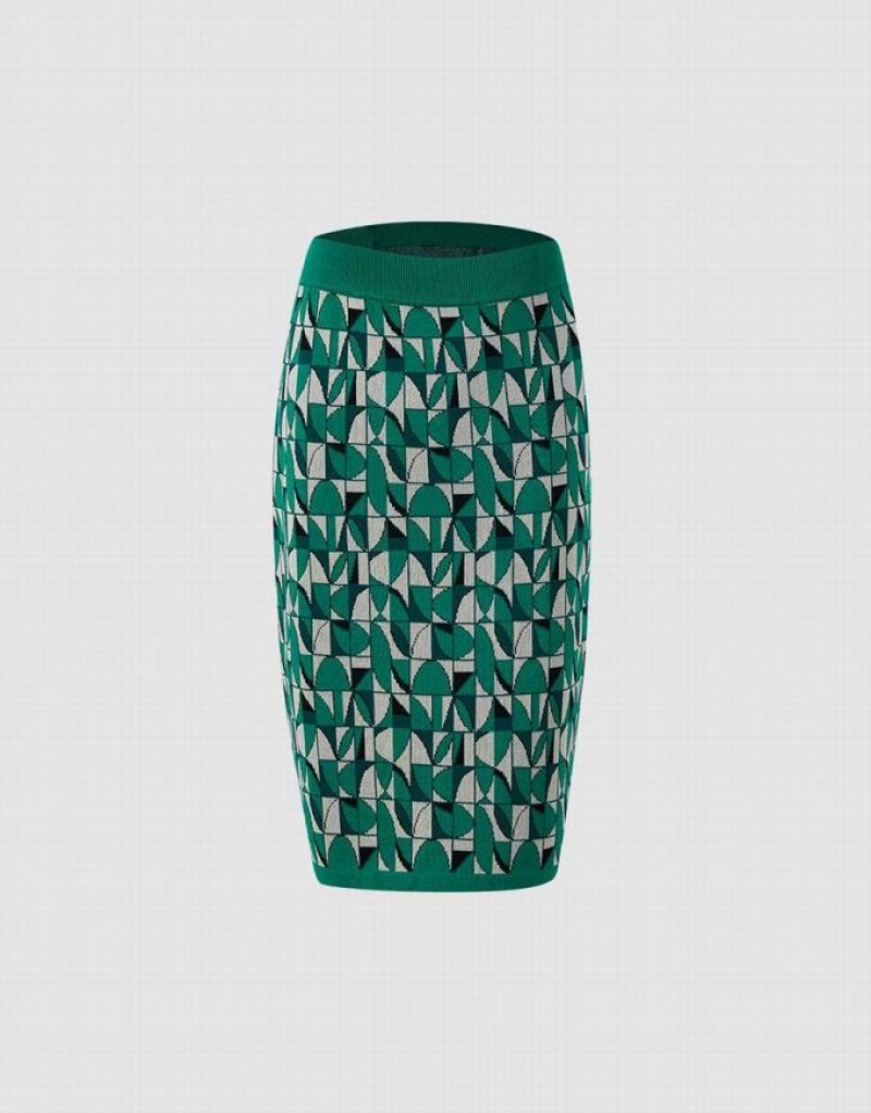 Green Urban Revivo Geometric Print Knitted Women\'s Skirts | 78926JAEU