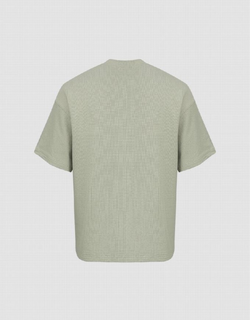 Green Urban Revivo Loose Knitted Men's T-Shirts | 29358NGPA