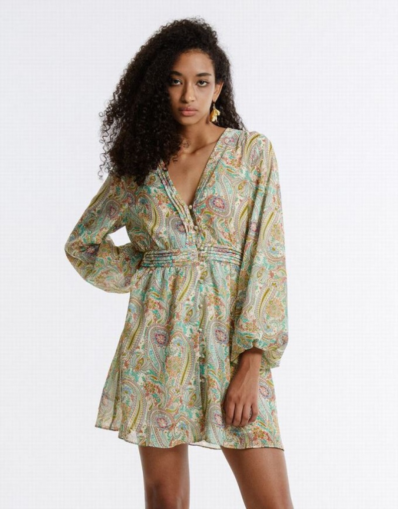 Green Urban Revivo Paisley Print Chiffon Women\'s Casual Dress | 31569KMUN