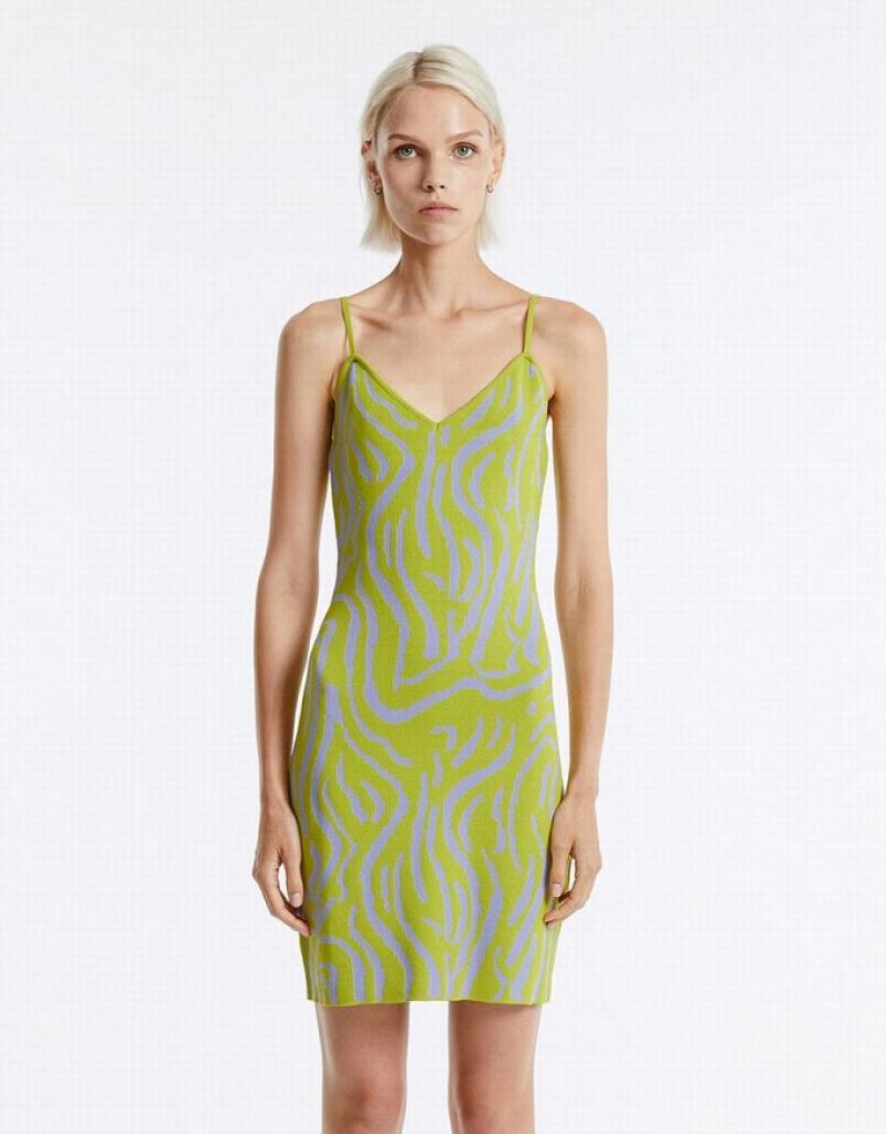 Green Urban Revivo Printed Women\'s Knitted Dress | 27890XNVW