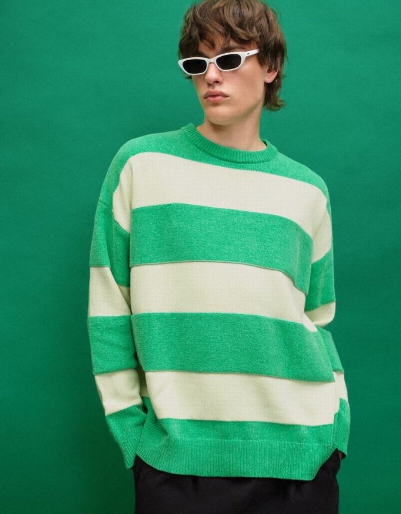 Green Urban Revivo Striped Crew Neck Knitted Men\'s Cardigan | 87410CVOJ