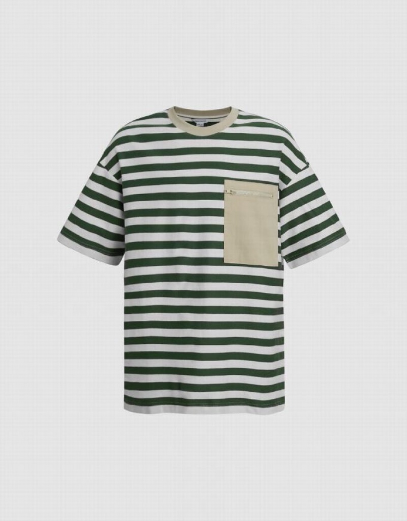 Green Urban Revivo Striped Straight Men\'s T-Shirts | 80127TXDJ