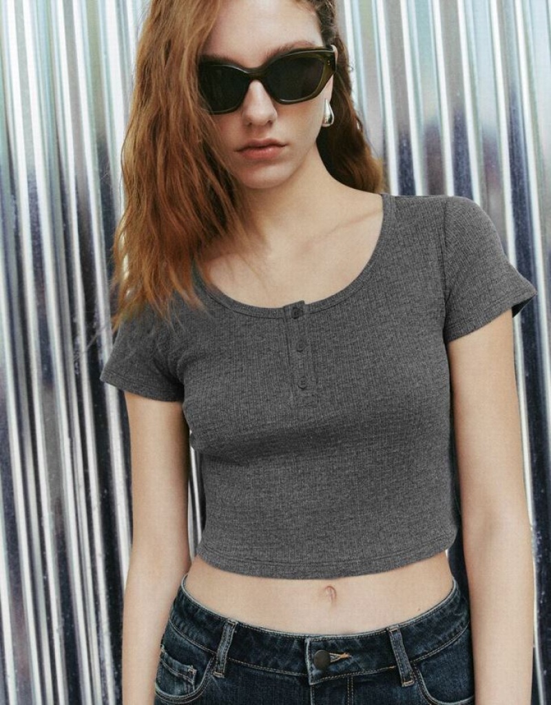 Grey Urban Revivo Basic Crew Neck Women's T-Shirts | 03541VDAT