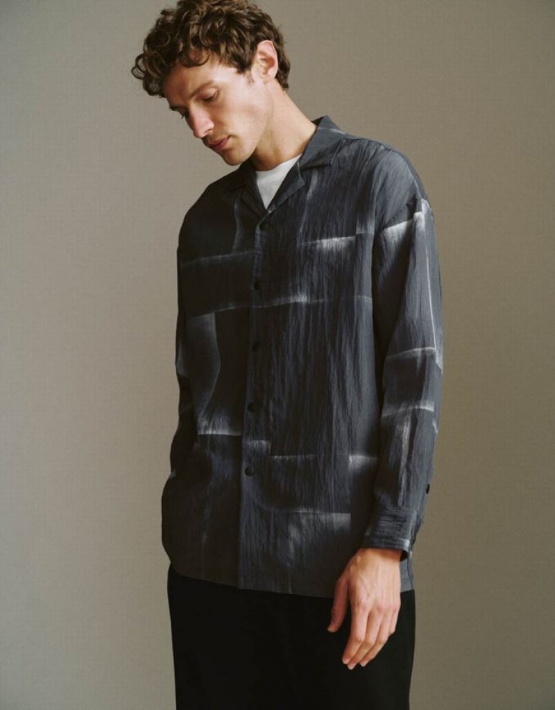 Grey Urban Revivo Button Up Straight Loose Men's Shirts | 02791CTDY