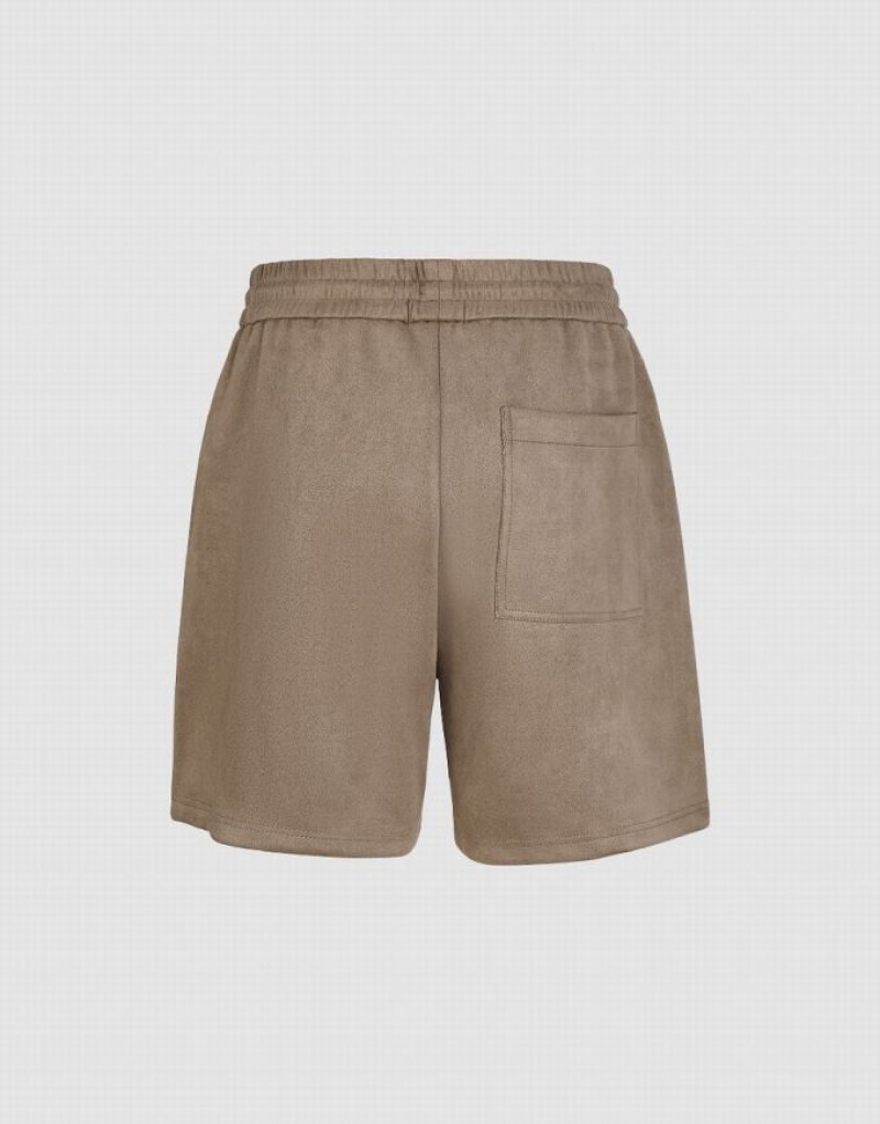 Khaki Urban Revivo Loose Men's Shorts | 86709NDLF