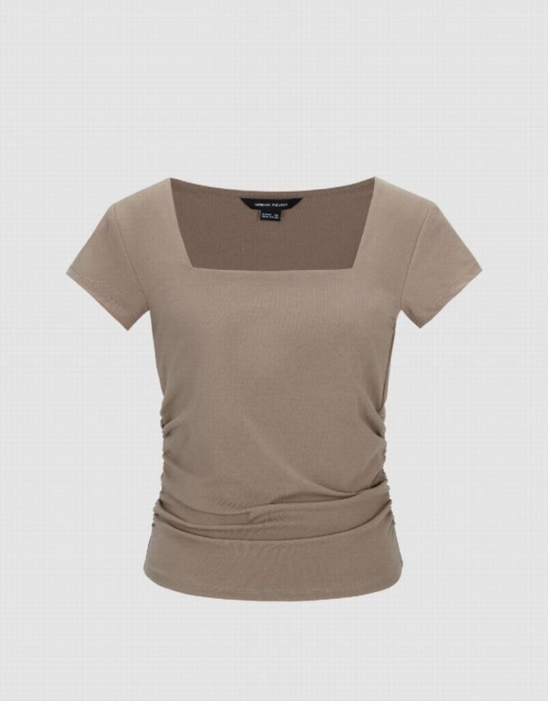 Olive Urban Revivo Square-cut Collar Skinny Women's T-Shirts | 36015PJAH