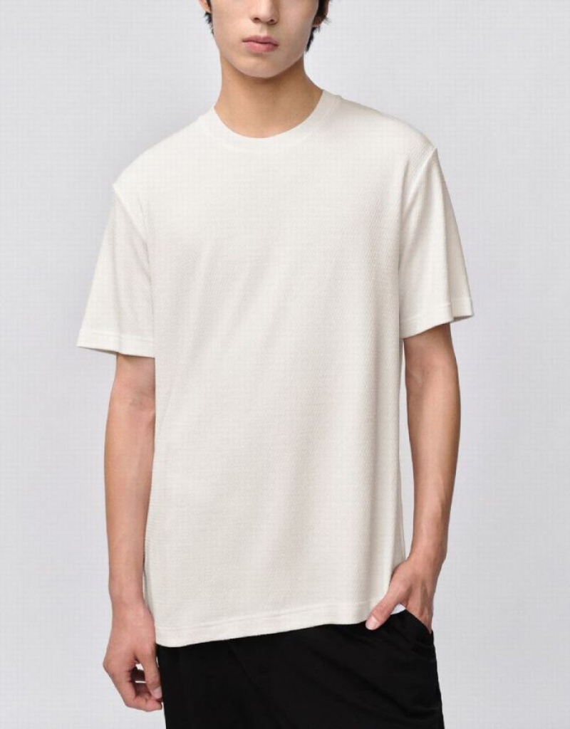 White Urban Revivo Crew Neck Straight Men's T-Shirts | 39456ZIGO