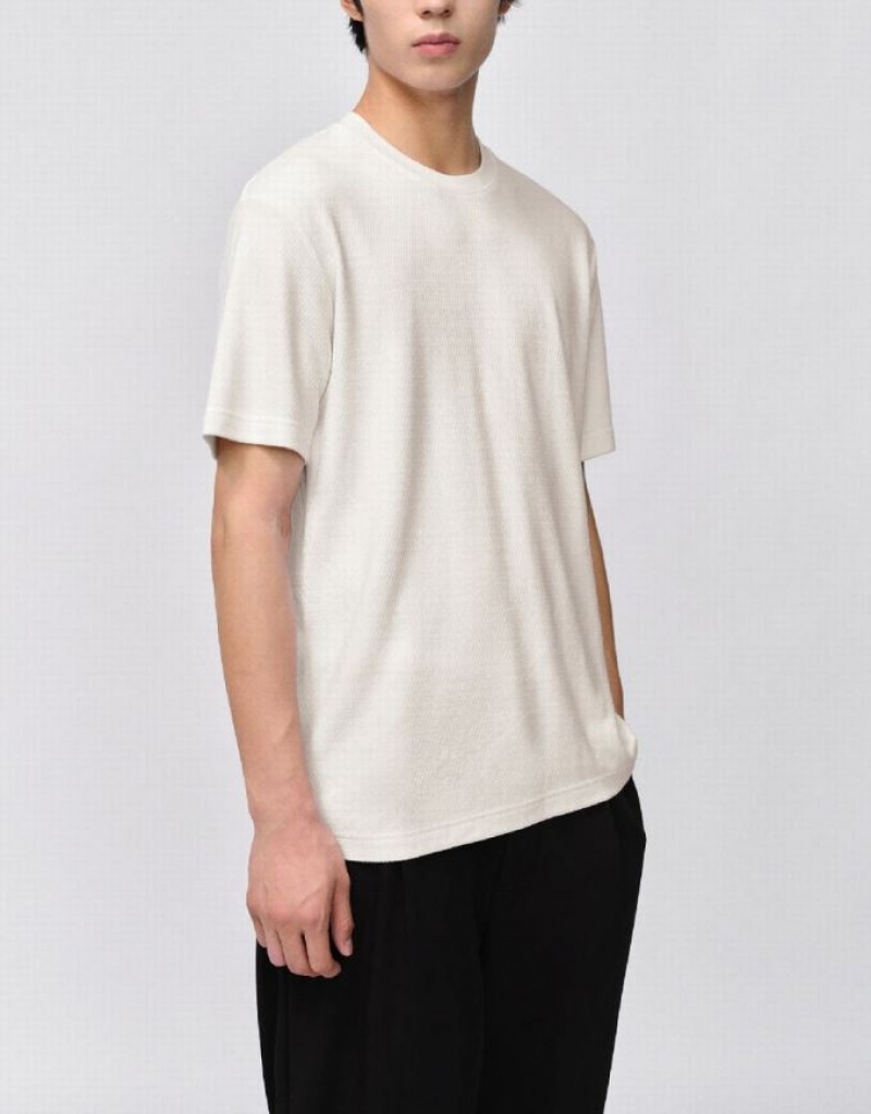 White Urban Revivo Crew Neck Straight Men's T-Shirts | 39456ZIGO