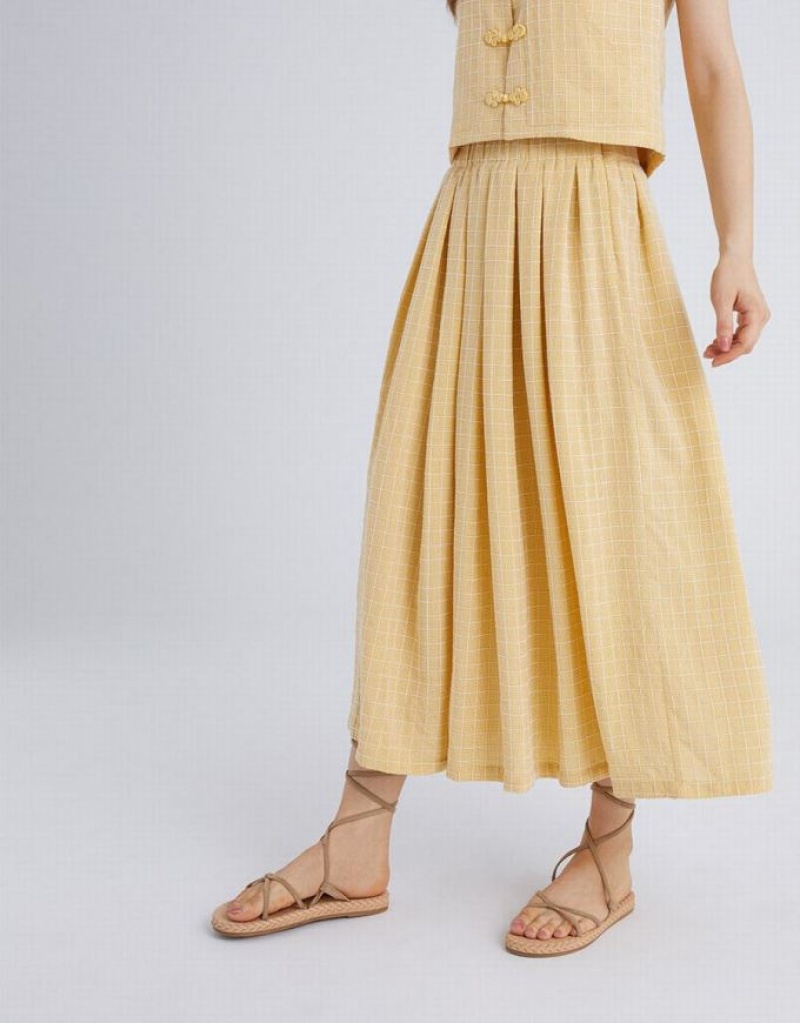 Yellow Urban Revivo Elastic Waist Plaid Skater Women's Skirts | 84261JYWV