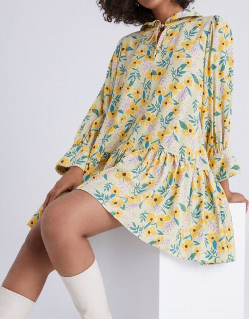 Yellow Urban Revivo Floral Print Knot Front Ruffle Hem Women's Casual Dress | 35207LRPA