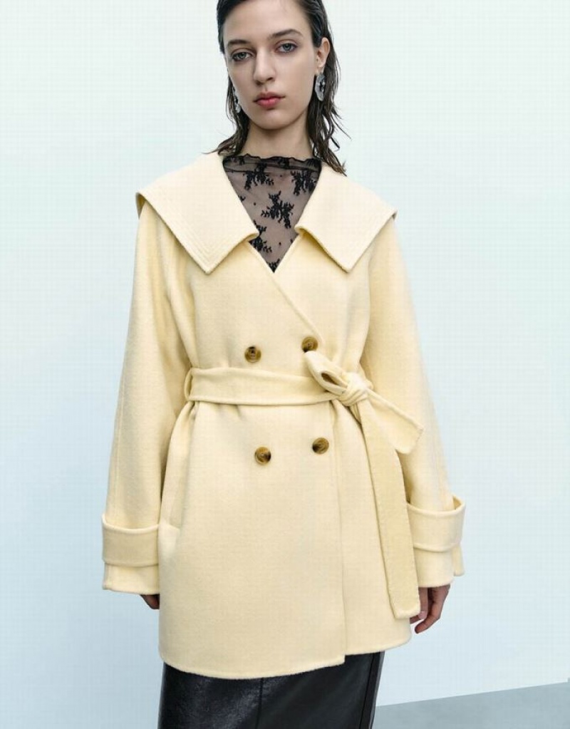 Yellow Urban Revivo Sailor Collar Neck Straight Women's Coats | 41906UNQC